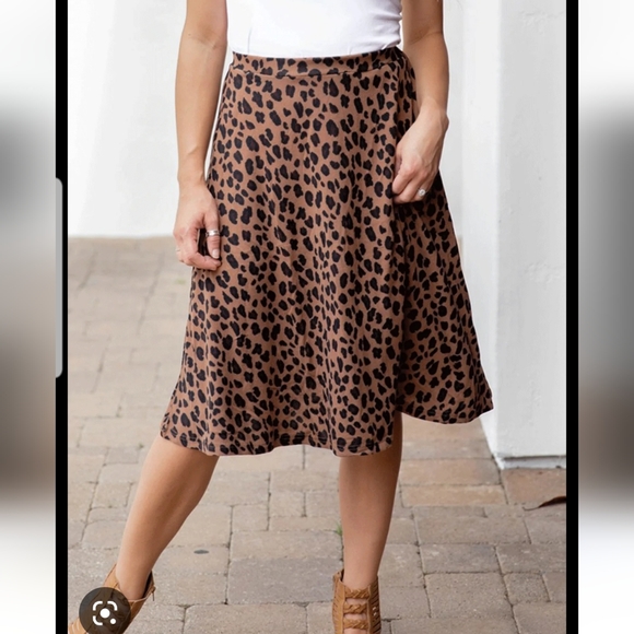 Cheetah A Line Midi Skirt Flowing Leopard Animal Print Fall Brown - Picture 1 of 5